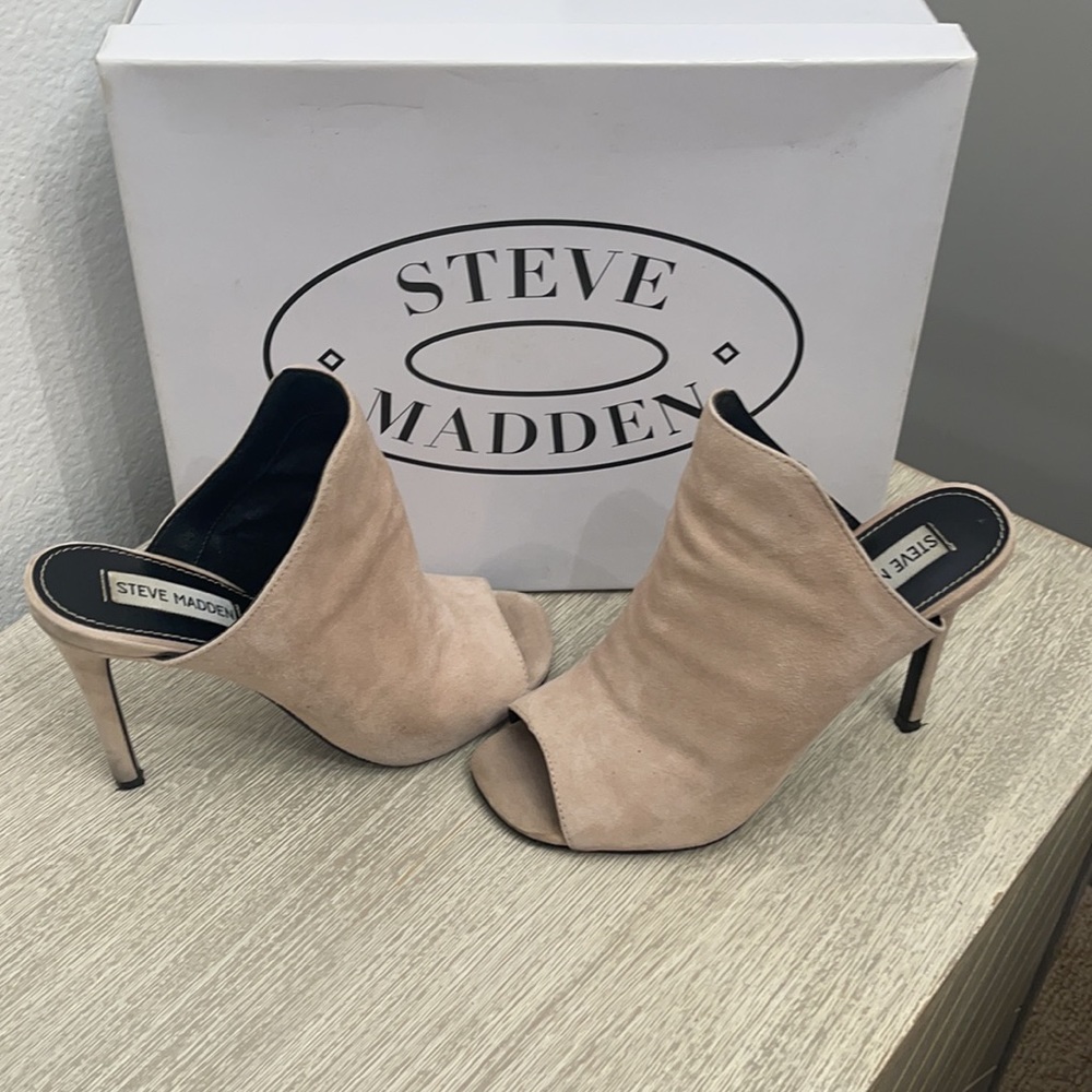 Used Steve Madden - Picture 2 of 11